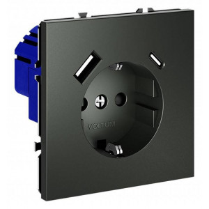 Розетка с заземлением и со шторкой и 2хUSB type A и C, без рамки Voltum S70 VLS040506 Розетка с заземлением и со шторкой и 2хUSB type A и C, без рамки Voltum S70 VLS040506