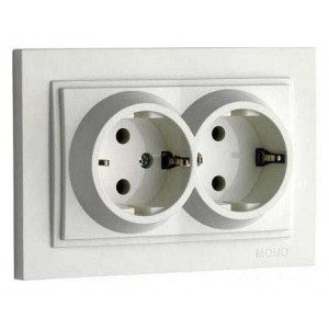Розетка двойная с заземлением Mono Electric Despina 102-010004-120 Розетка двойная с заземлением Mono Electric Despina 102-010004-120