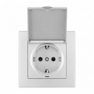 Розетка с заземлением и шторкой, с крышкой Arte Milano SET06-1 SET06-1-41-1 silver Розетка с заземлением и шторкой, с крышкой Arte Milano SET06-1 SET06-1-41-1 silver