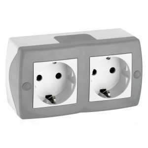 Блок с розетками с заземлением и крышкой Mono Electric Octans IP20 104-020007-120 Блок с розетками с заземлением и крышкой Mono Electric Octans IP20 104-020007-120